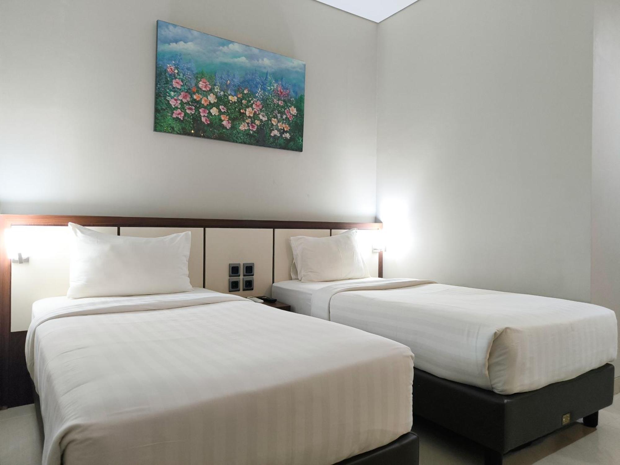 Rylich Panorama Hotel Sorong Quarto foto