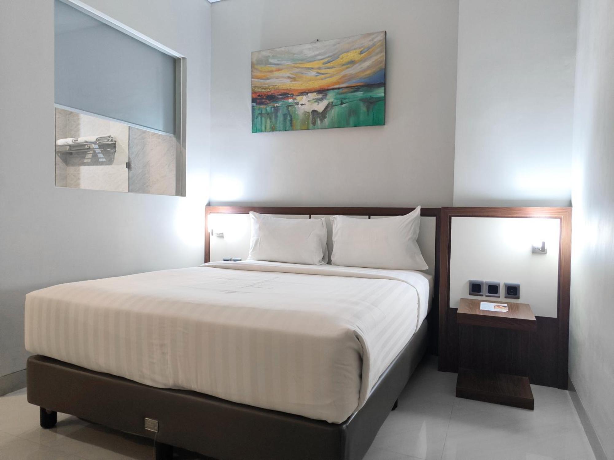 Rylich Panorama Hotel Sorong Quarto foto