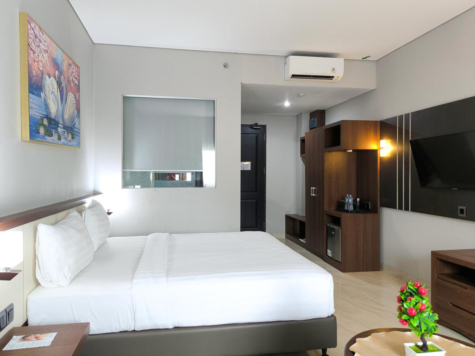 Rylich Panorama Hotel Sorong Quarto foto